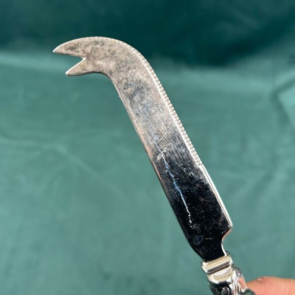 Vintage Silver Pewter Grape Vine Small Cheese Knife - Picture 4 of 5